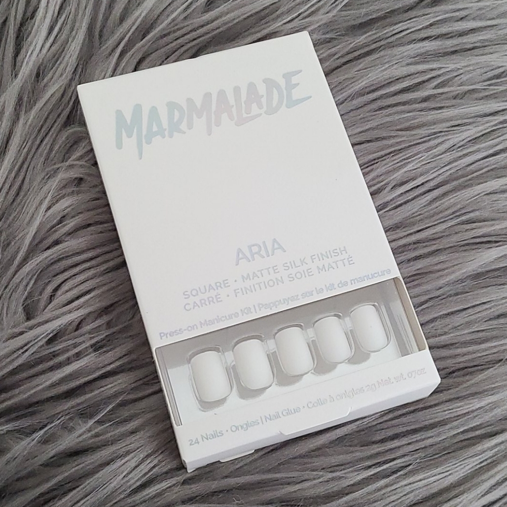Marmalade Press on manicure kit